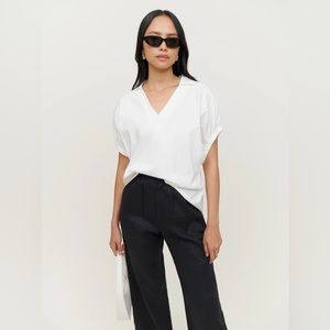 Reformation NWT XS Otis White Blouse V Neck